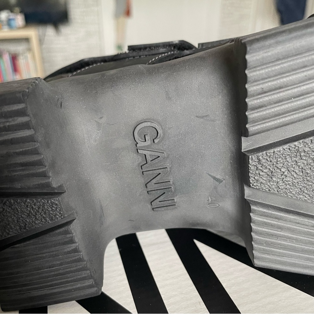 NWT GANNI CHUNKY RUBBER SOLE SANDAL W/VELCRO SIZE 40 - Picture 7 of 8